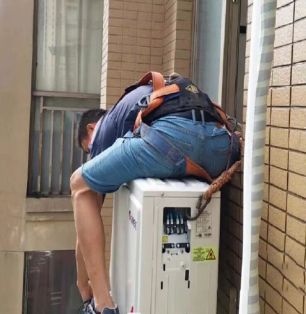 洛宁空调移机
